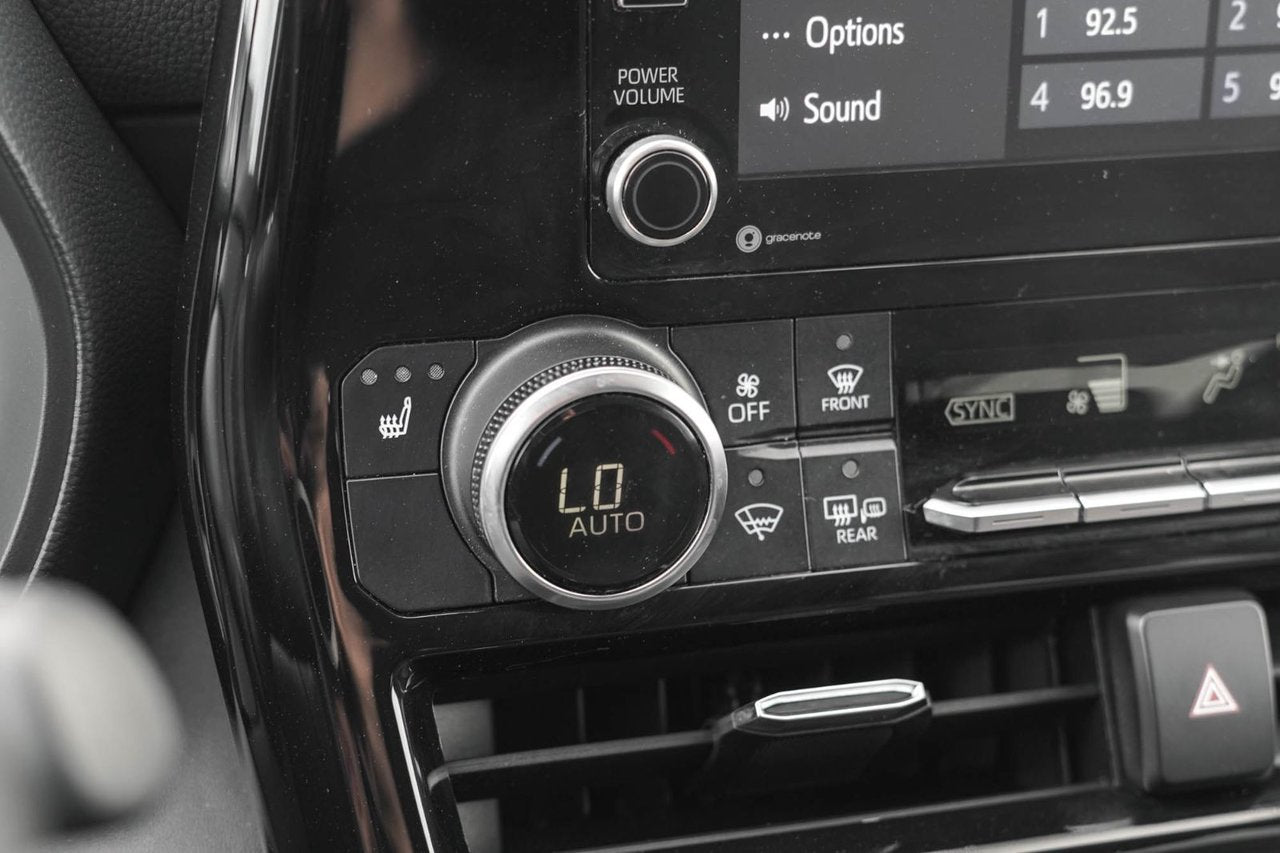 2021 Toyota Highlander LE AWD V6