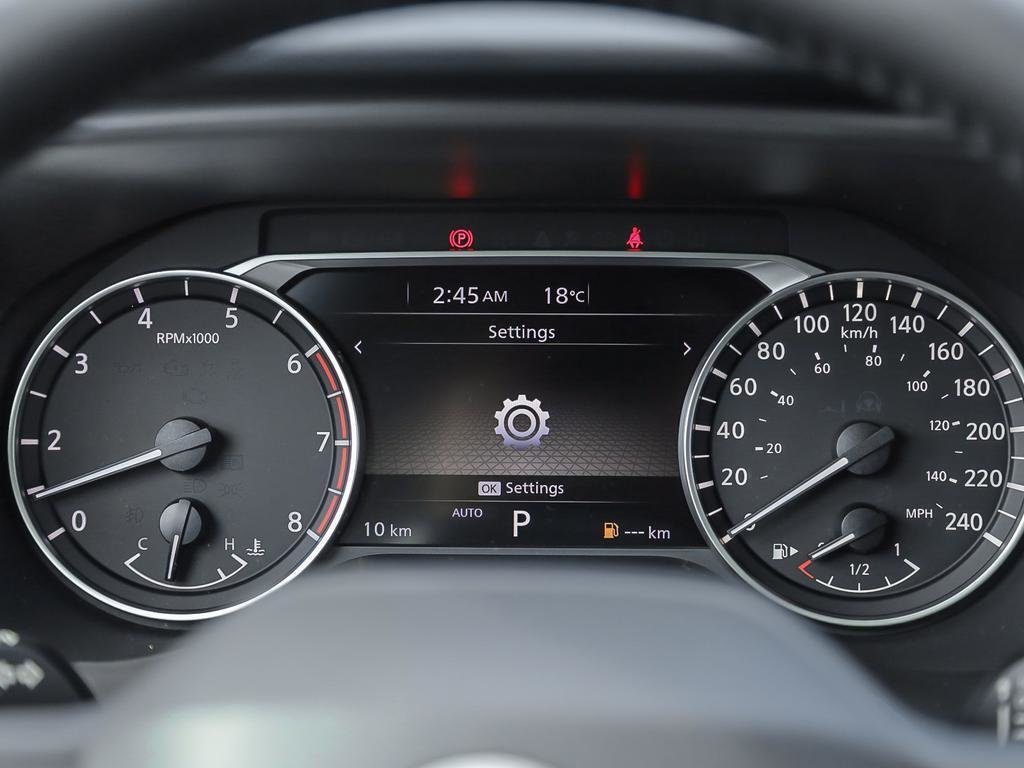 2026 Nissan Rogue SV Moonroof