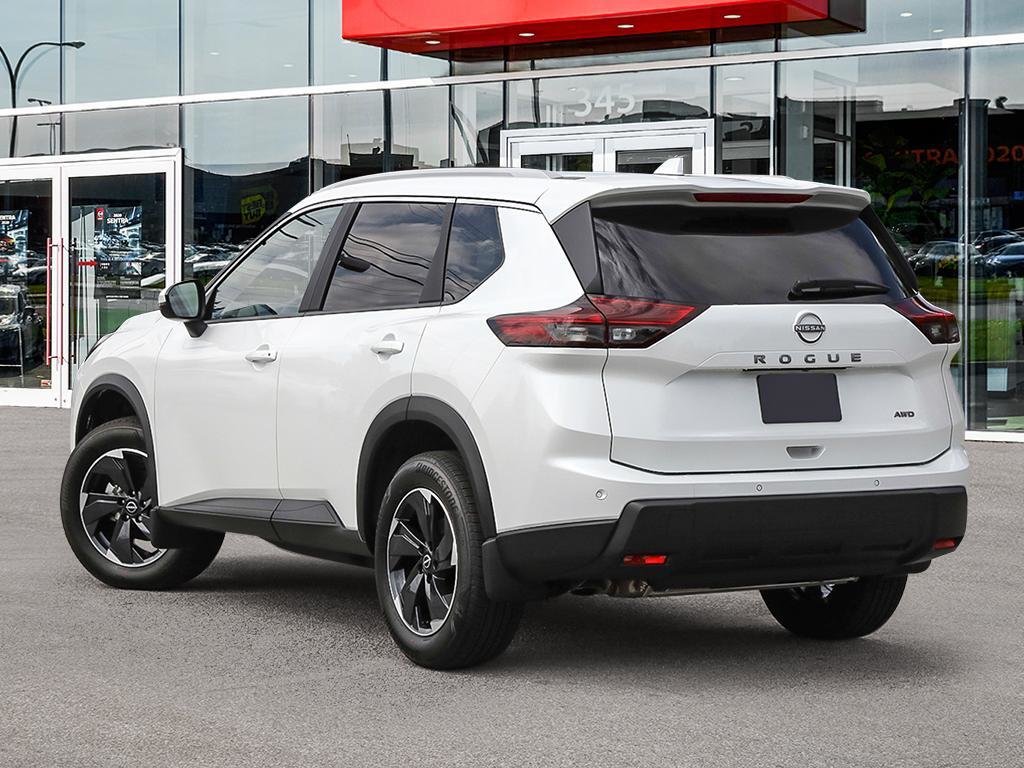 2026 Nissan Rogue SV Moonroof