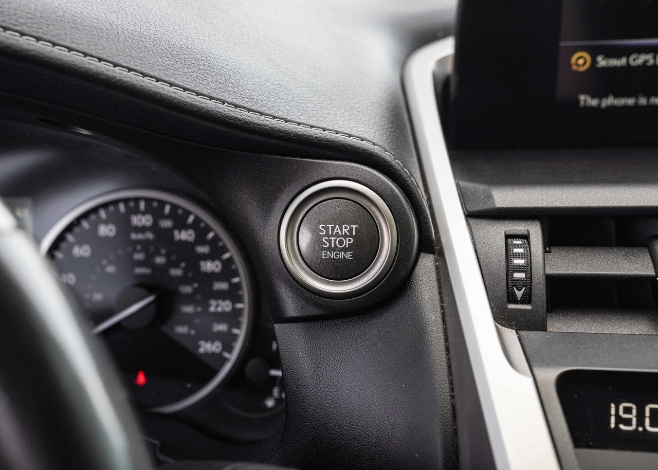 2020 Lexus NX 300 **PREMIUM PACKAGE**