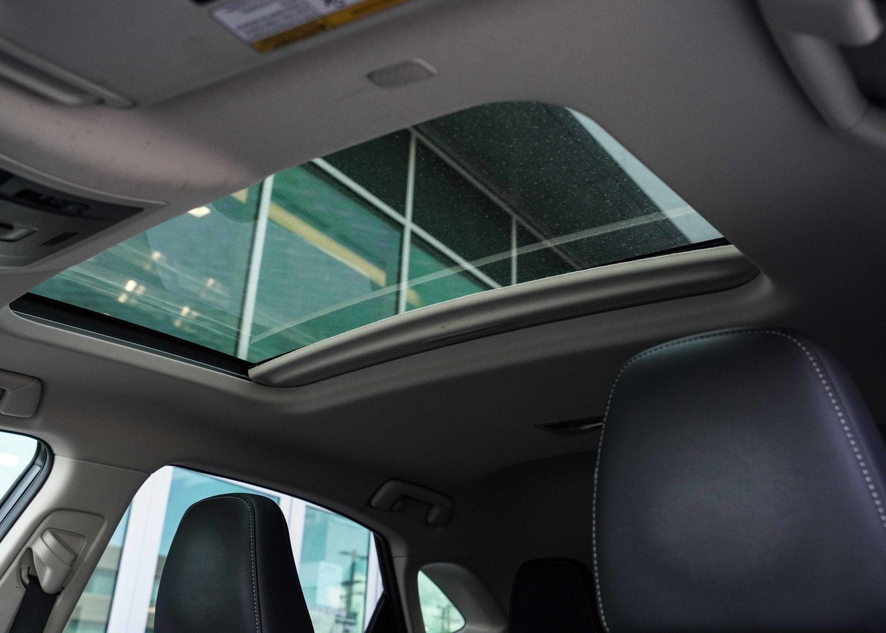 2020 Lexus NX 300 **PREMIUM PACKAGE**