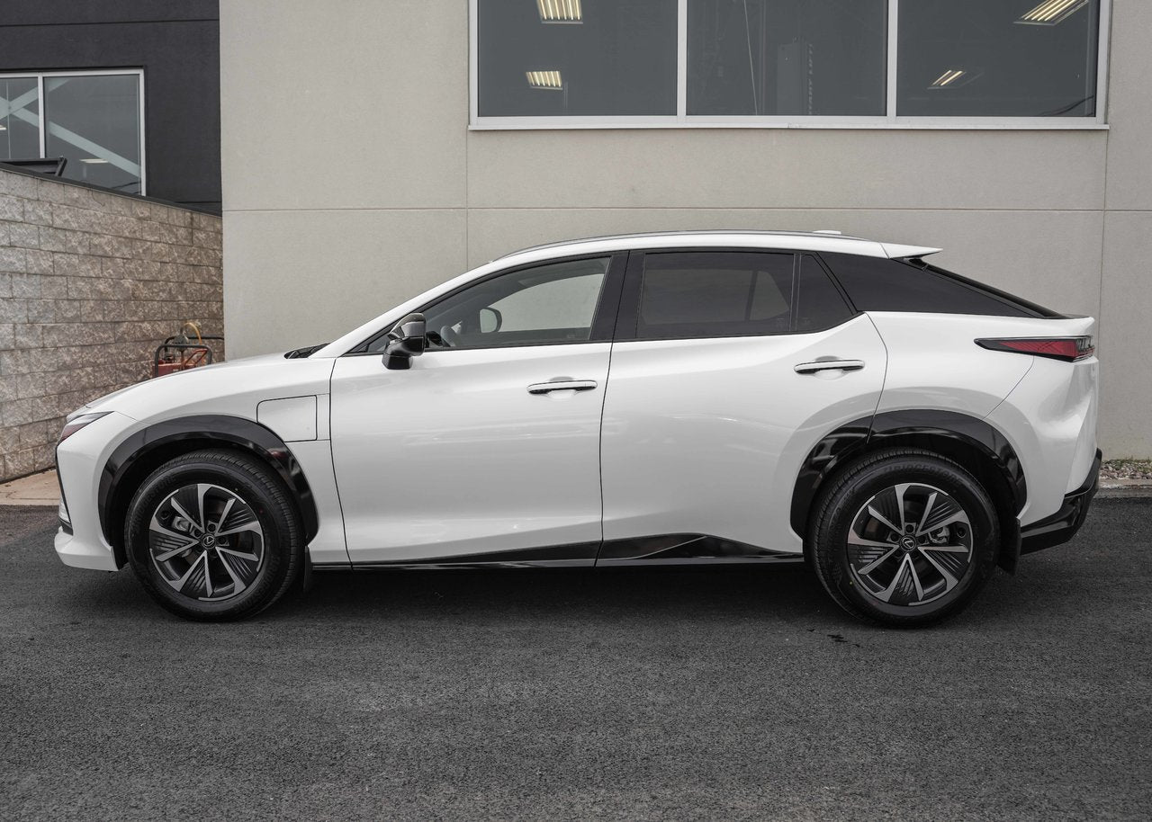 2025 Lexus RZ RZ 450e, AWD SIGNATURE PACKAGE