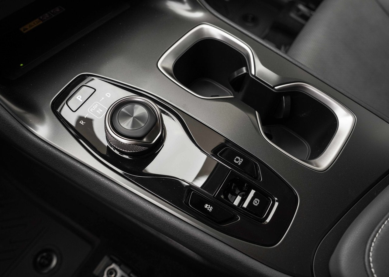 2025 Lexus RZ RZ 450e, AWD SIGNATURE PACKAGE