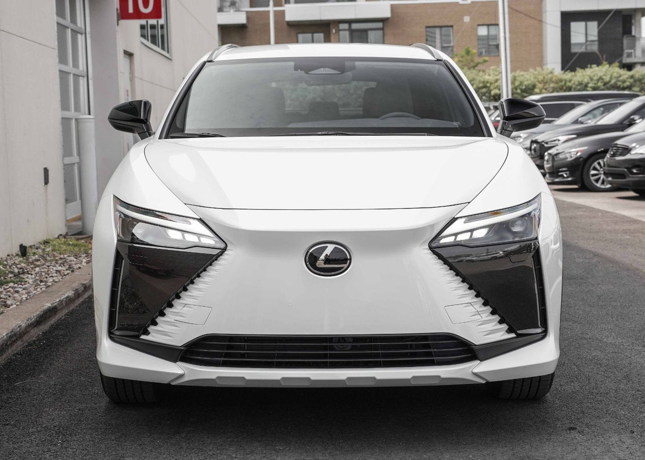2025 Lexus RZ RZ 450e, AWD SIGNATURE PACKAGE
