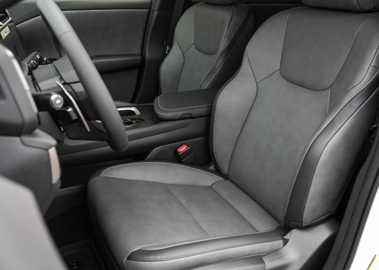 2025 Lexus RZ RZ 450e, AWD SIGNATURE PACKAGE