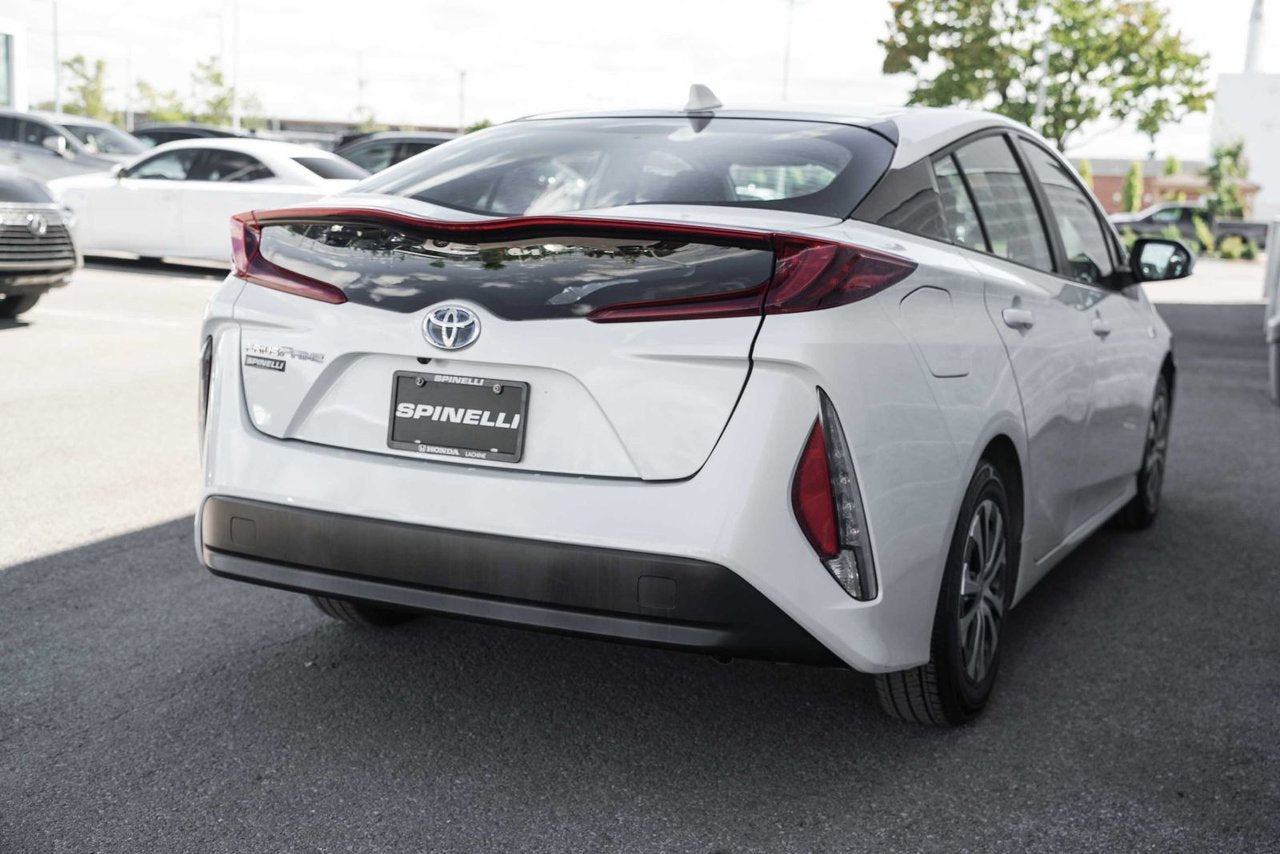 2022 Toyota PRIUS PRIME PLUG IN FWD; CAMERA SIEGES CHAUFFANT CARPLAY MAGS