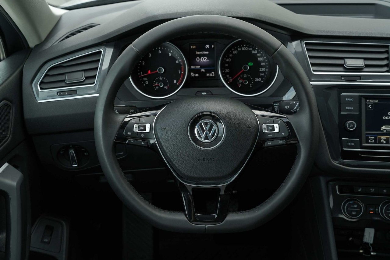 2020 Volkswagen Tiguan COMFORTLINE/AWD/PANO SUNROOF/KEYLESS/BLINDSPOT