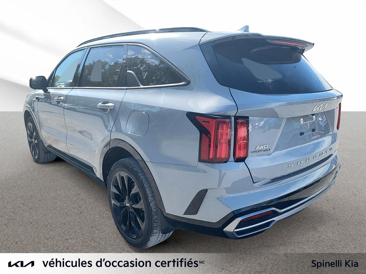 2022 Kia Sorento SX
