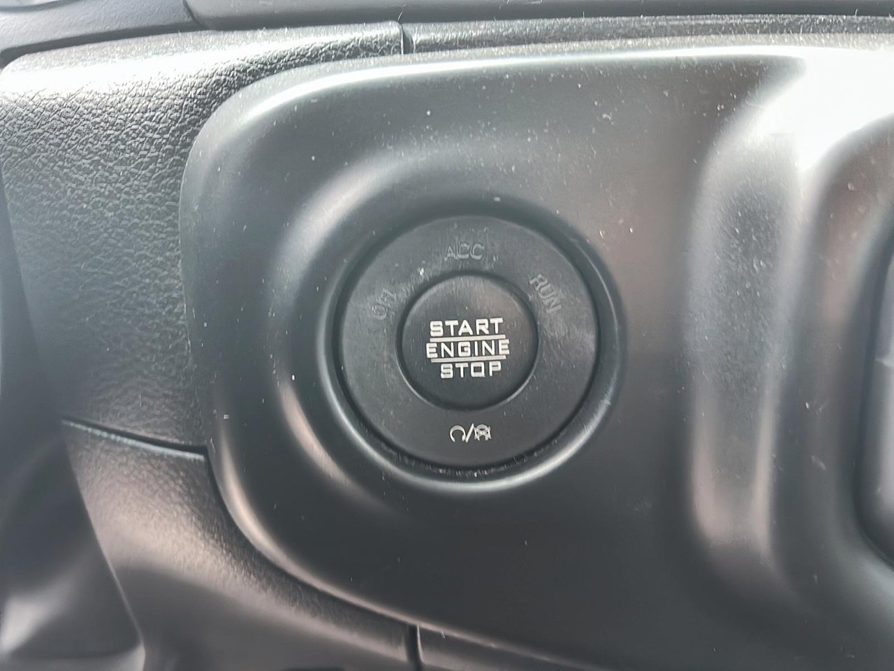 2022 Jeep Wrangler Willys Sport