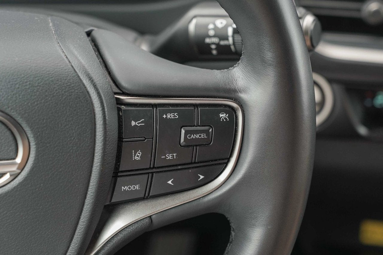 2023 Lexus UX 250h LUXURY BAS KM CUIR PALOMINO NAVI CARPLAY