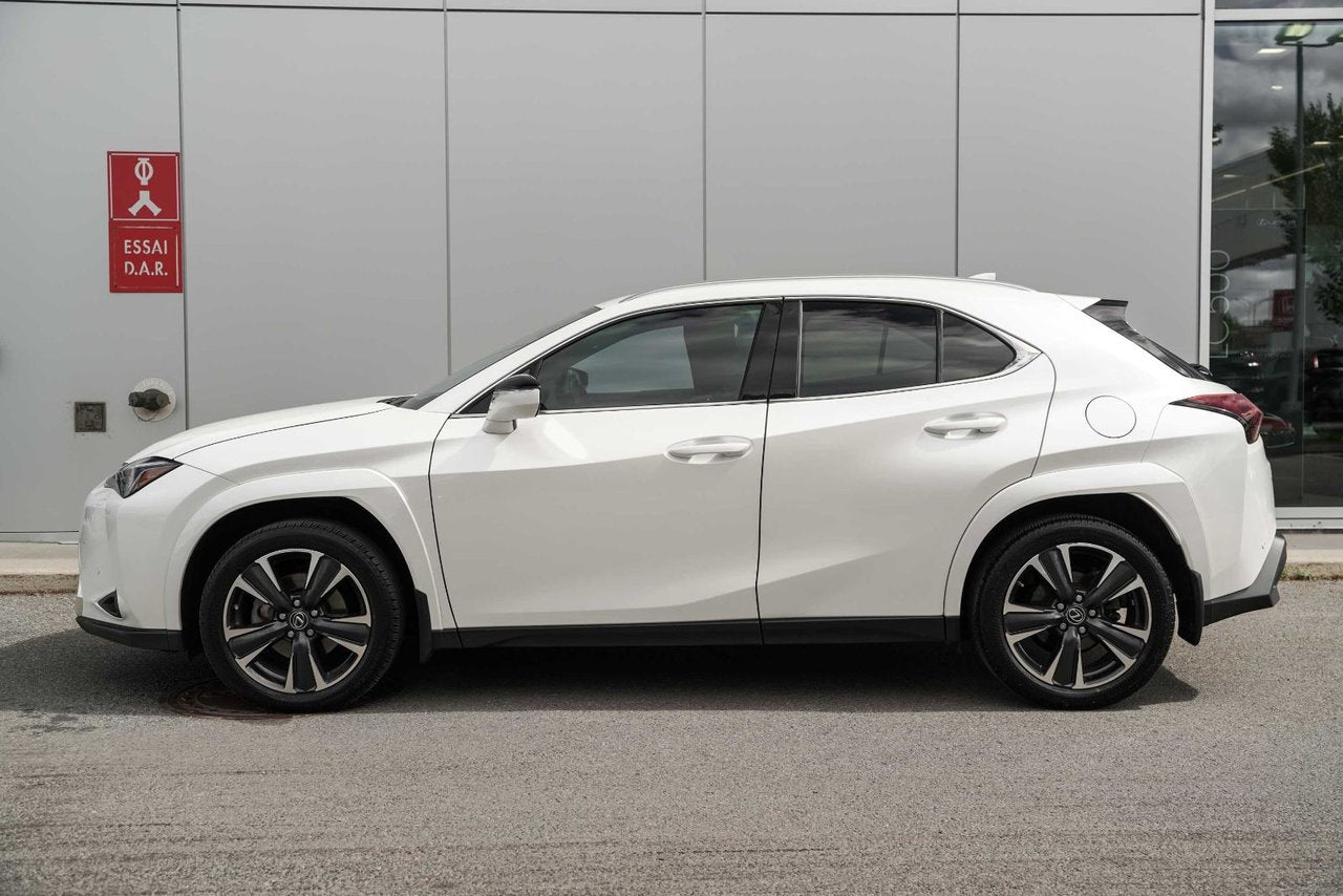 2023 Lexus UX 250h LUXURY BAS KM CUIR PALOMINO NAVI CARPLAY