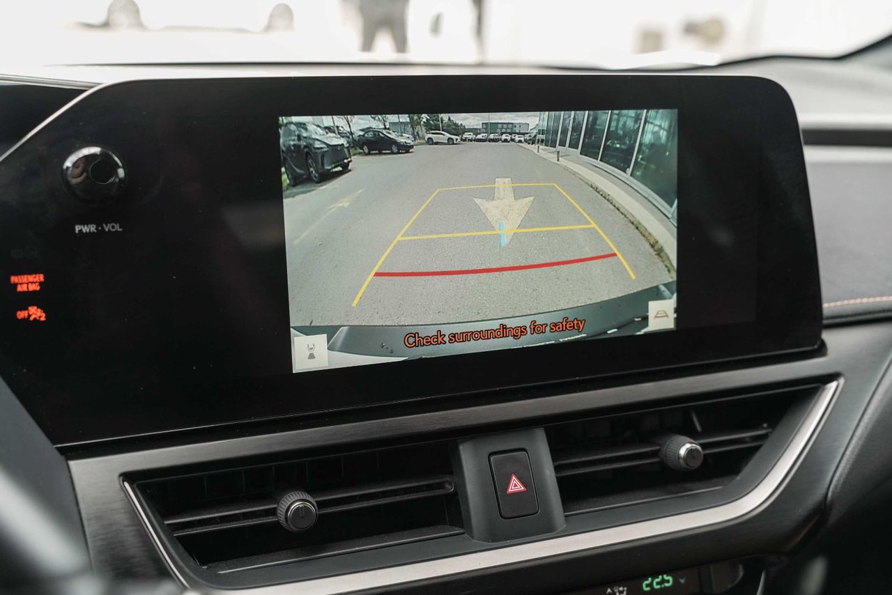 2023 Lexus UX 250h LUXURY BAS KM CUIR PALOMINO NAVI CARPLAY