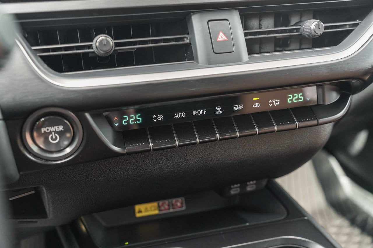 2023 Lexus UX 250h LUXURY BAS KM CUIR PALOMINO NAVI CARPLAY