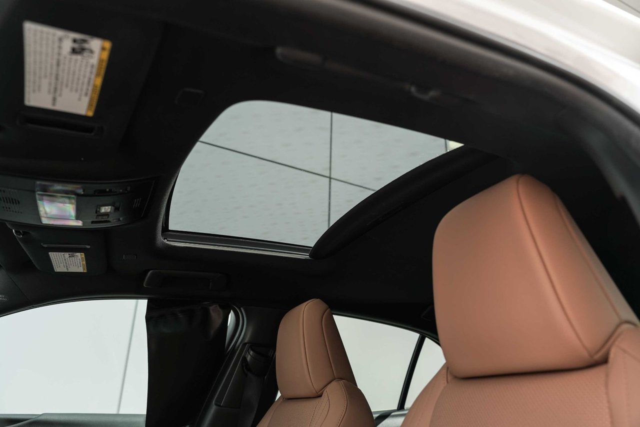 2023 Lexus UX 250h LUXURY BAS KM CUIR PALOMINO NAVI CARPLAY