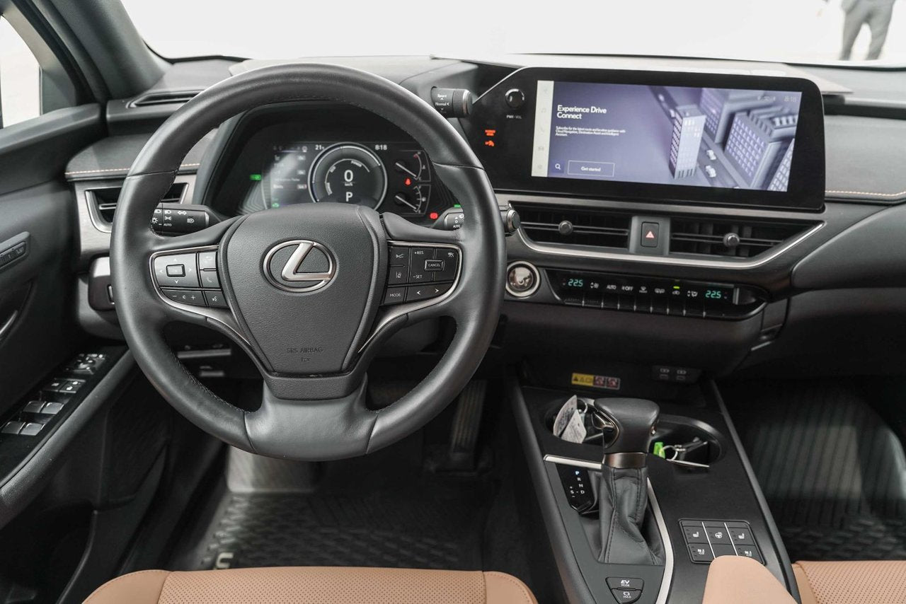2023 Lexus UX 250h LUXURY BAS KM CUIR PALOMINO NAVI CARPLAY
