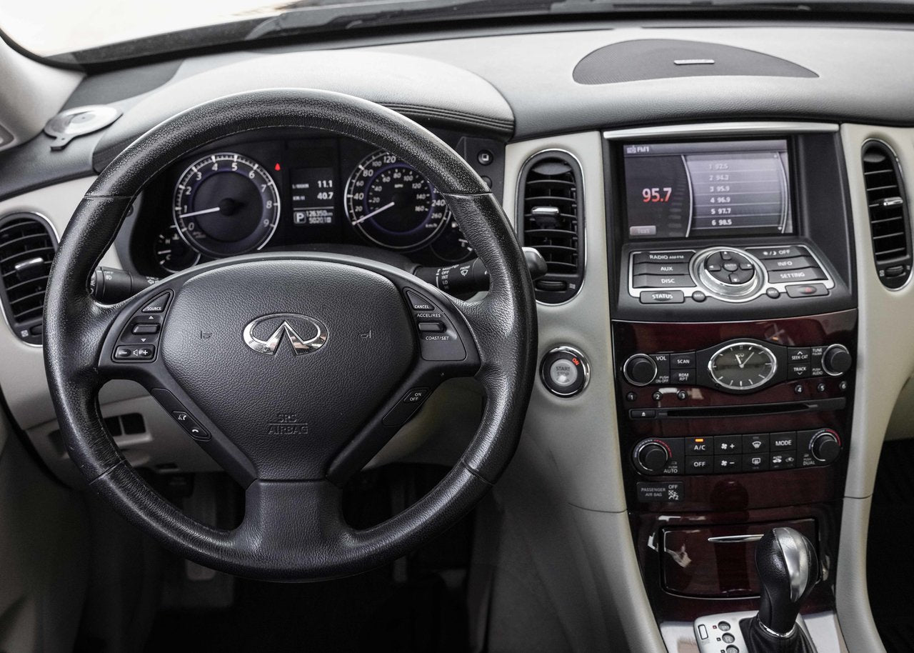 2017 Infiniti QX50 PREMIUM