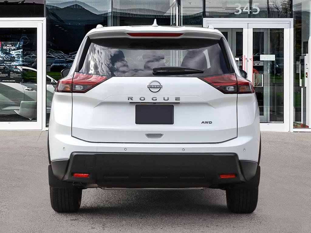 2026 Nissan Rogue SV Moonroof