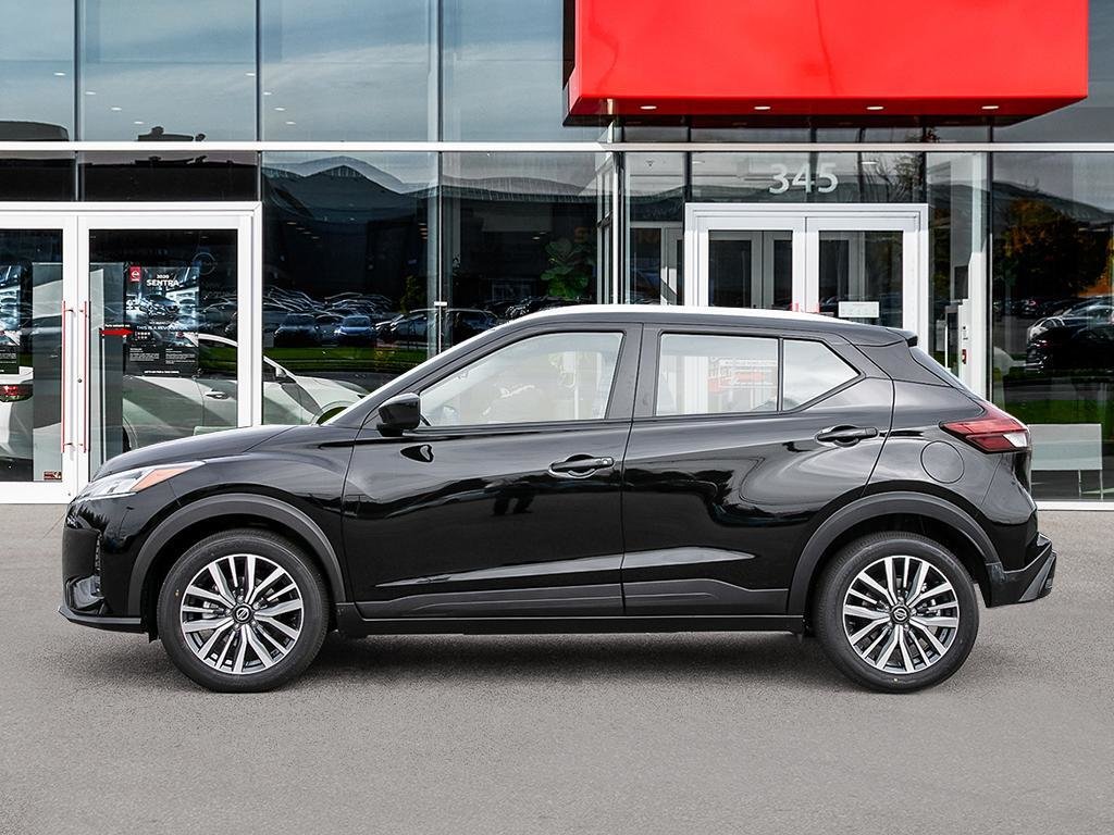 2025 Nissan Kicks Play SV