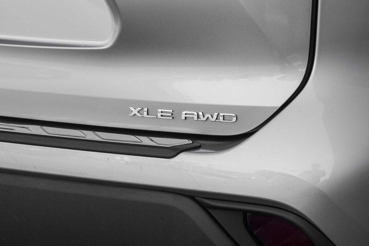 2022 Toyota Highlander XLE AWD