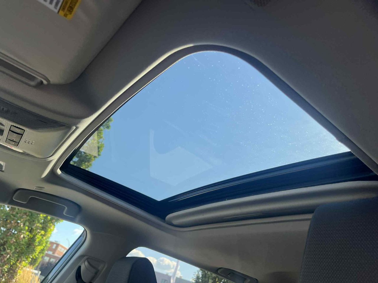 2025 Toyota RAV4 Hybrid XLE AWD