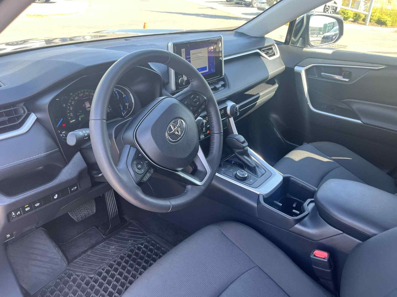 2025 Toyota RAV4 Hybrid XLE AWD