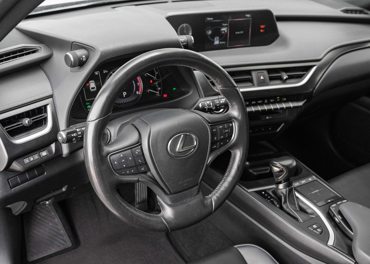 2020 Lexus UX 250h PREMIUM AWD HYBRIDE CUIR TOIT CARPLAY