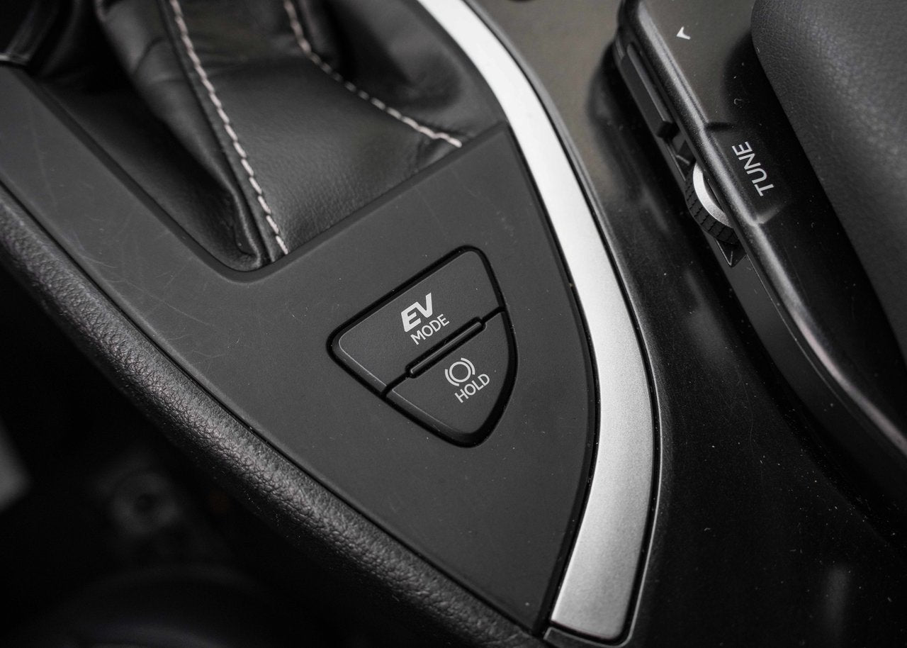 2020 Lexus UX 250h PREMIUM AWD HYBRIDE CUIR TOIT CARPLAY