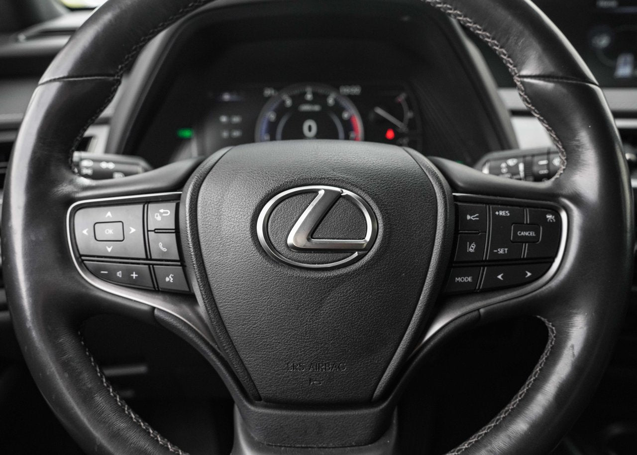 2020 Lexus UX 250h PREMIUM AWD HYBRIDE CUIR TOIT CARPLAY