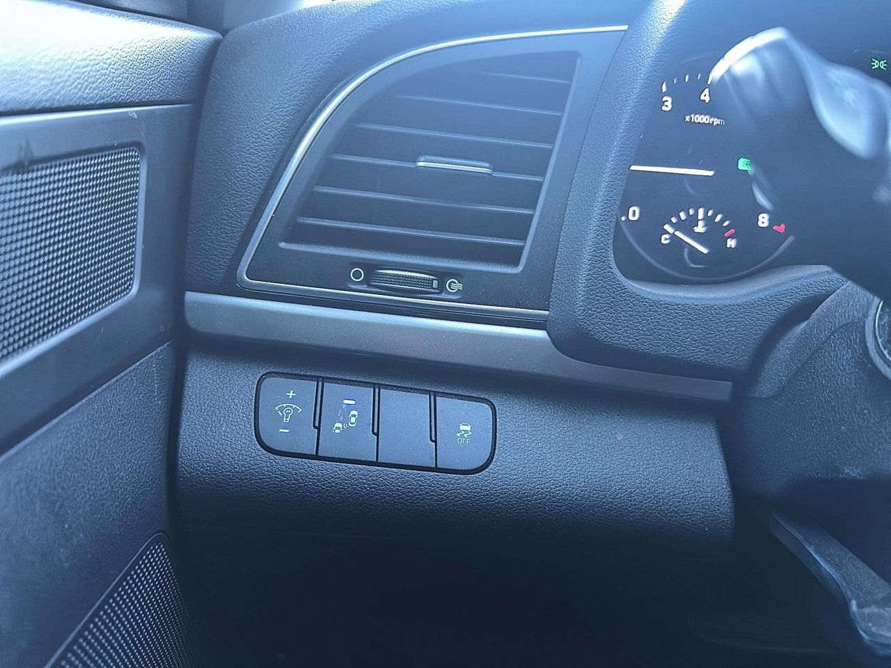 2017 Hyundai Elantra GLS