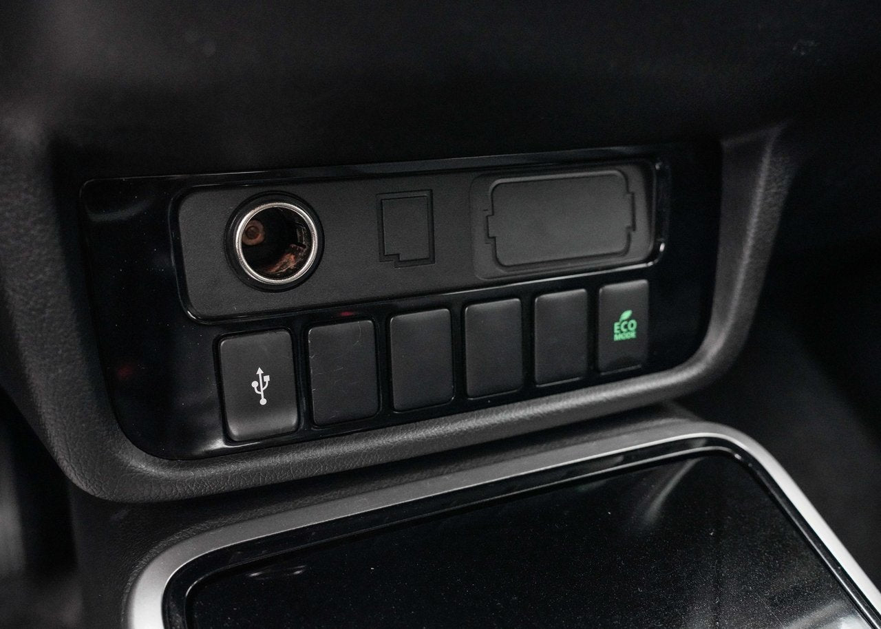 2020 Mitsubishi Outlander AWD, 7 PASSENGER, BACKUP CAMERA