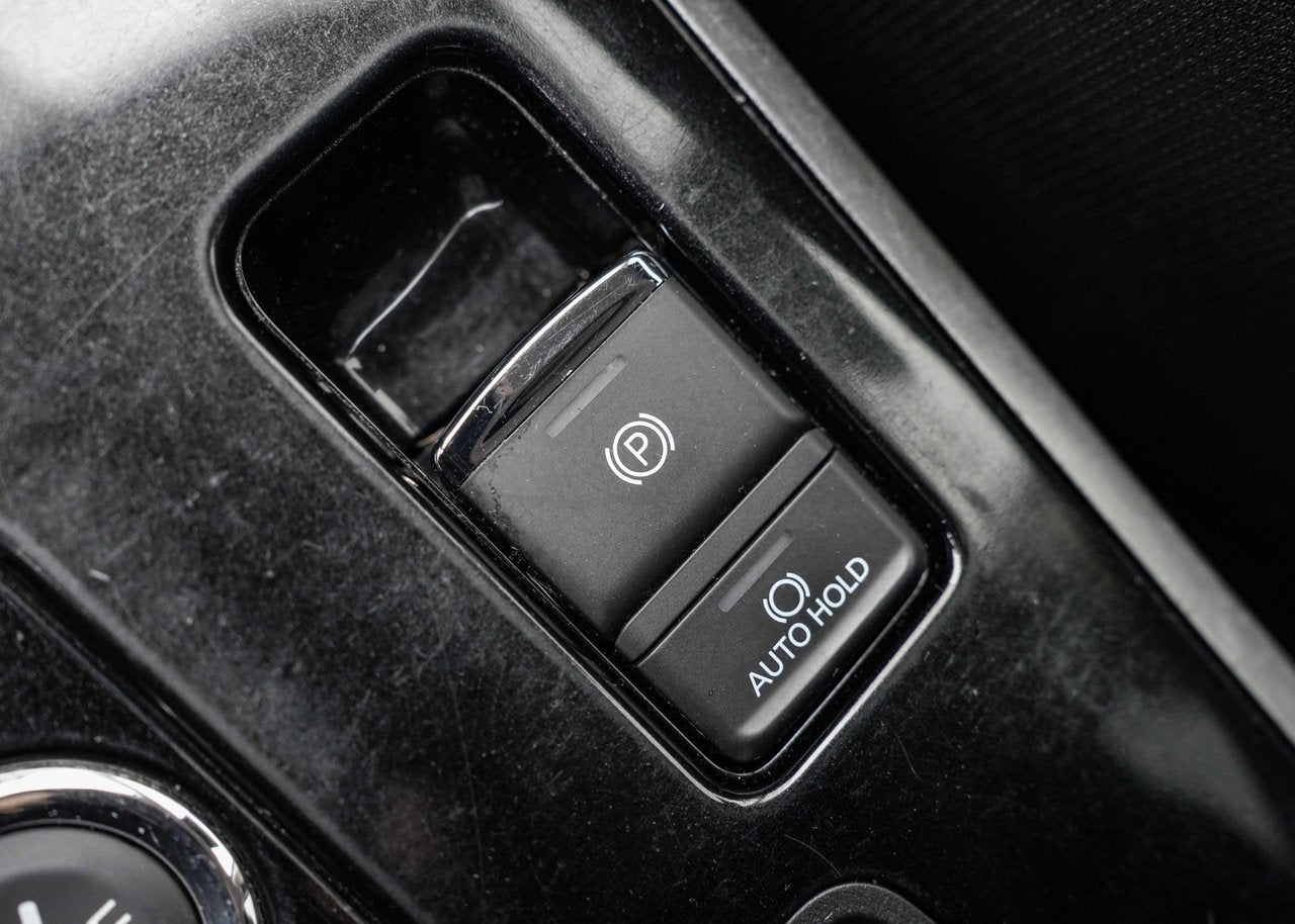 2020 Mitsubishi Outlander AWD, 7 PASSENGER, BACKUP CAMERA