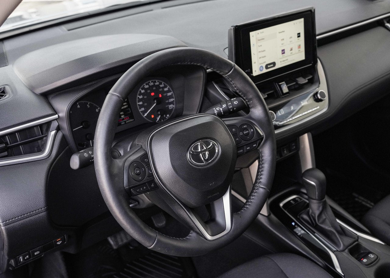 2024 Toyota COROLLA CROSS LE AWD