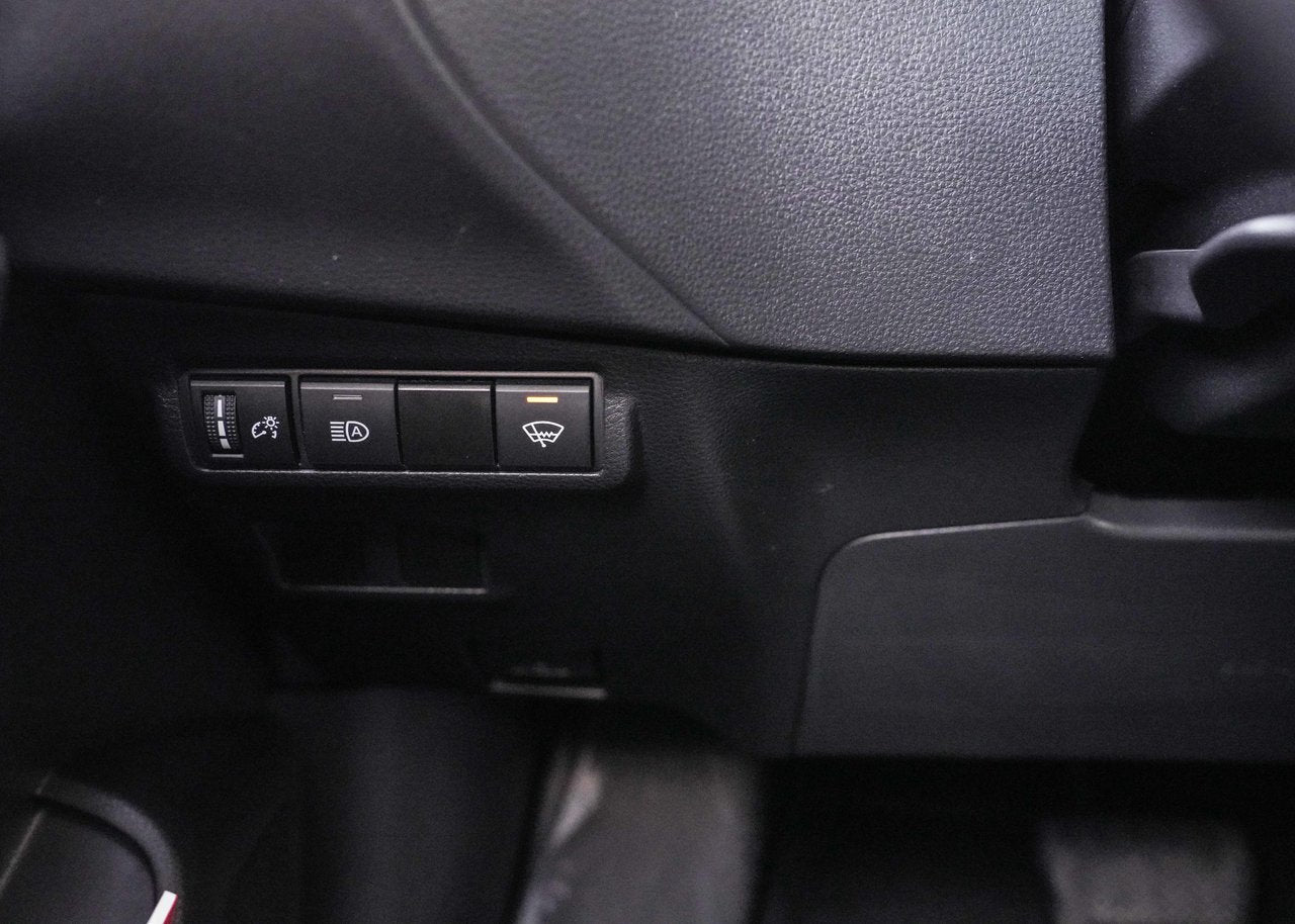 2024 Toyota COROLLA CROSS LE AWD