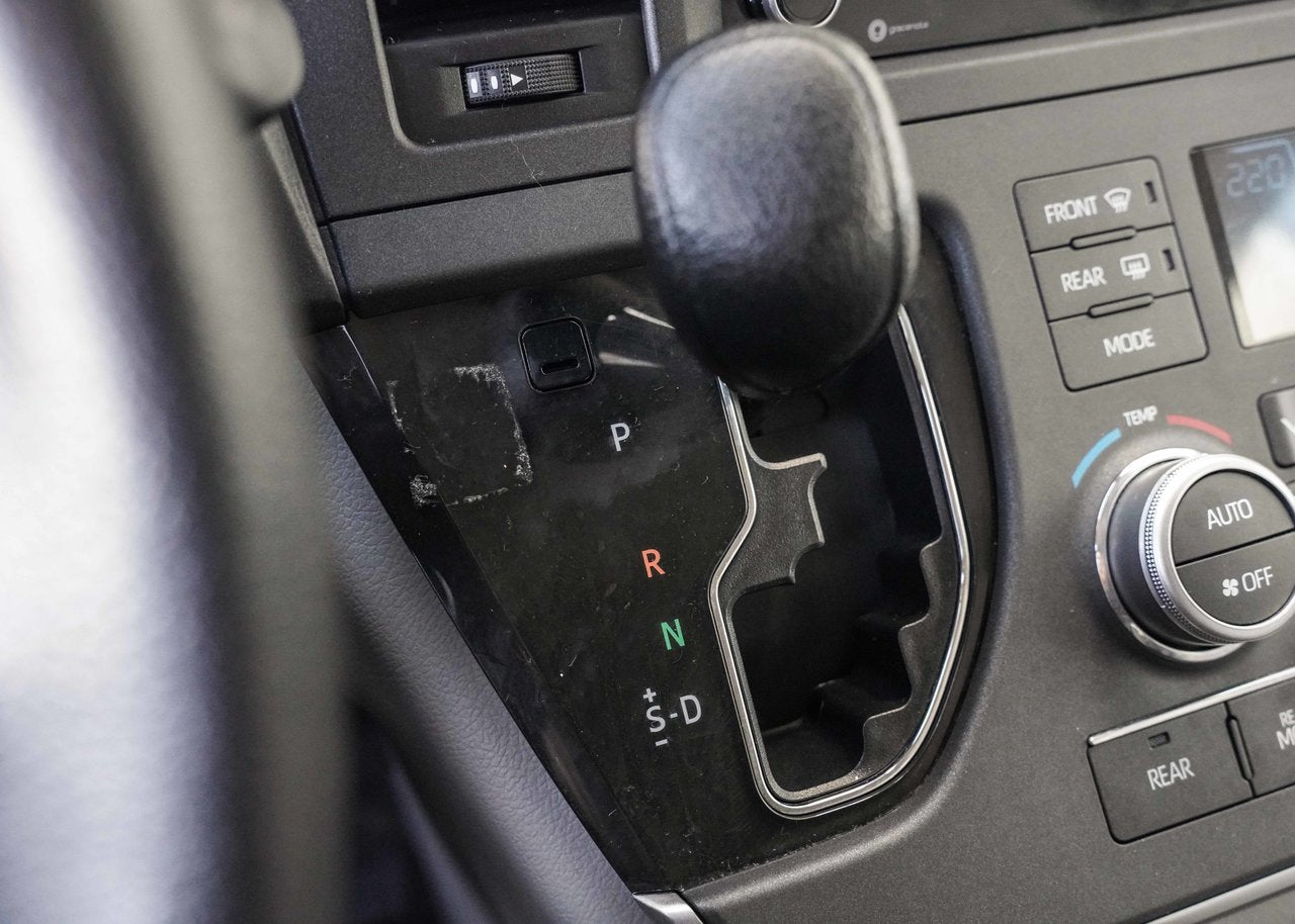 2020 Toyota Sienna LE AWD