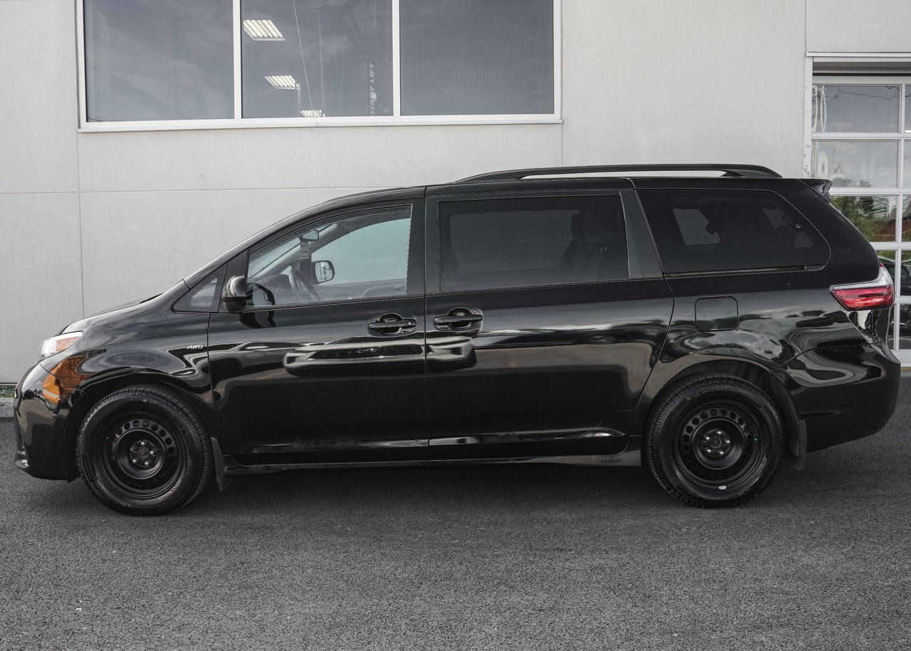 2020 Toyota Sienna LE AWD