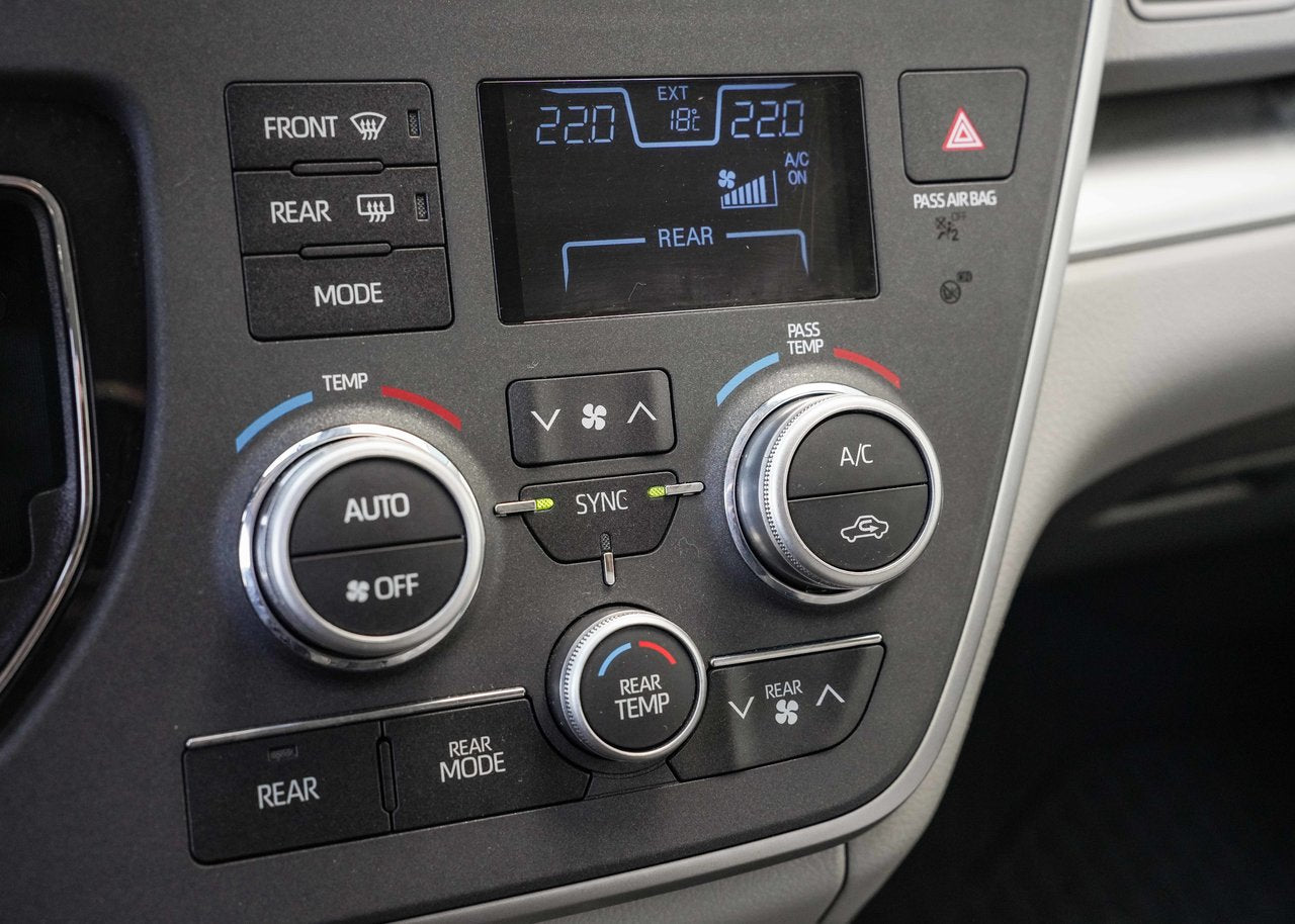 2020 Toyota Sienna LE AWD