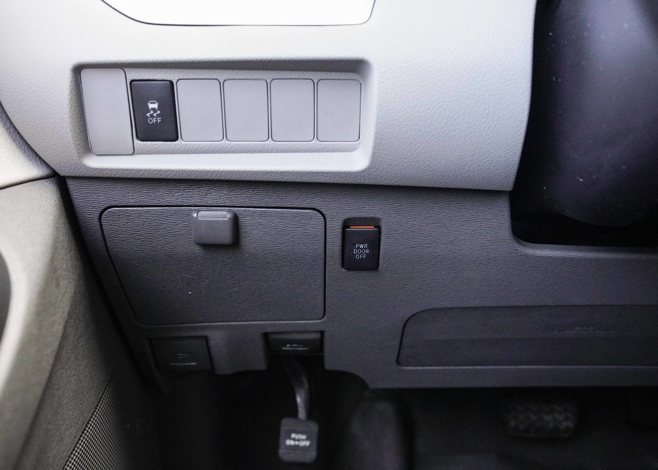 2020 Toyota Sienna LE AWD