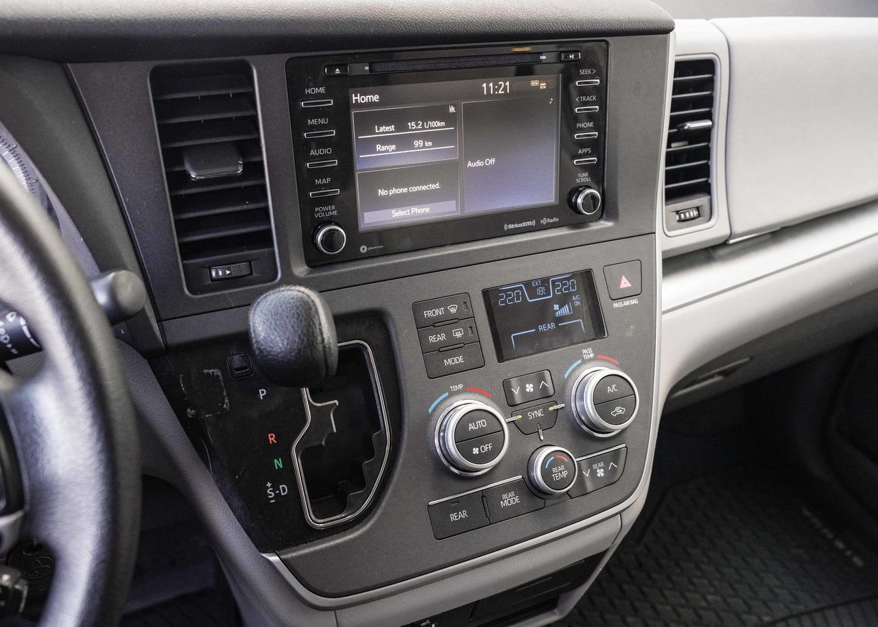 2020 Toyota Sienna LE AWD