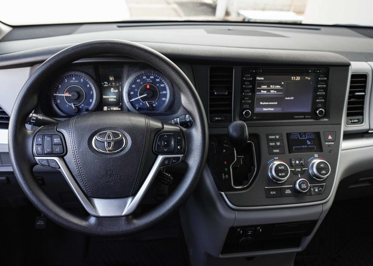2020 Toyota Sienna LE AWD