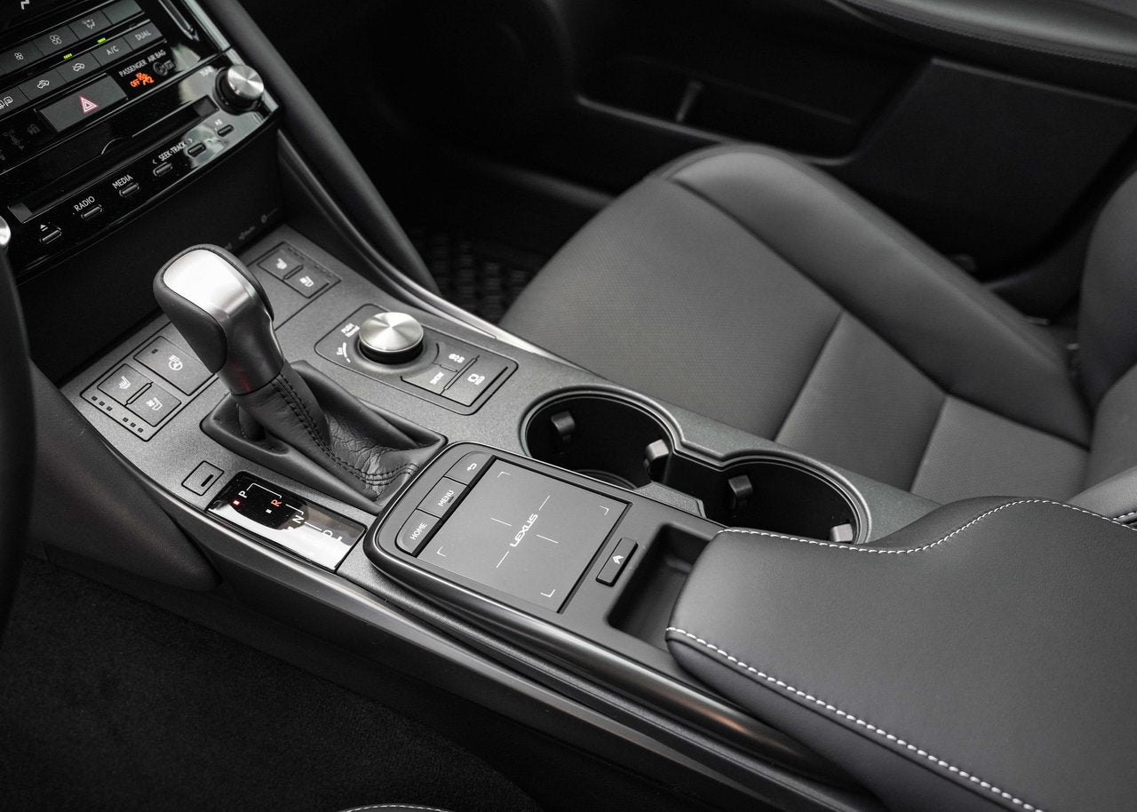 2025 Lexus IS IS 300, AWD PREMIUM