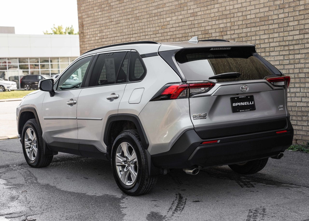 2022 Toyota RAV4 XLE