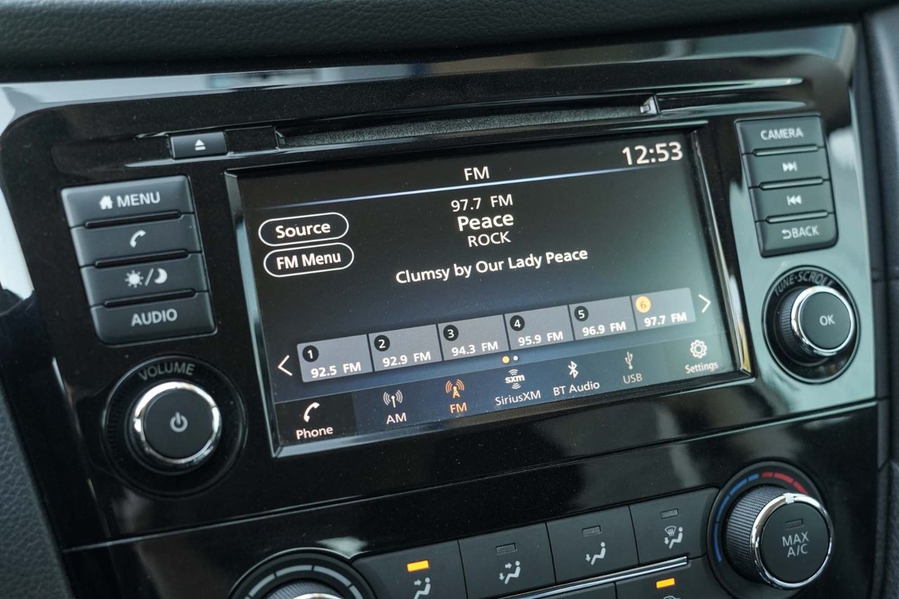 2018 Nissan Rogue SV