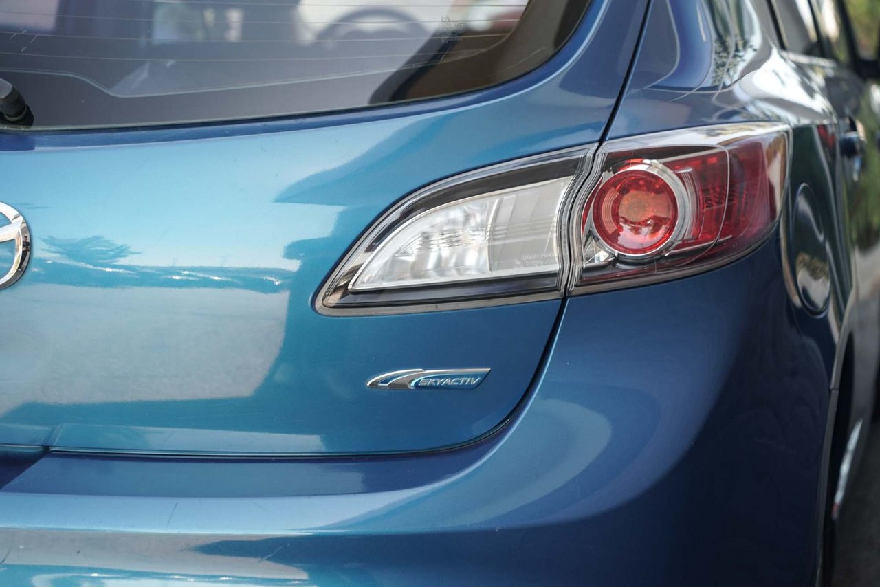 2012 Mazda Mazda3 GS-SKY