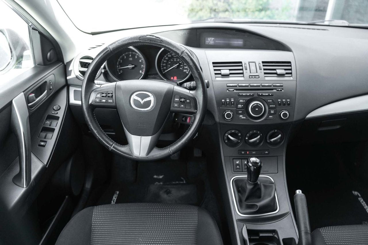 2012 Mazda Mazda3 GS-SKY