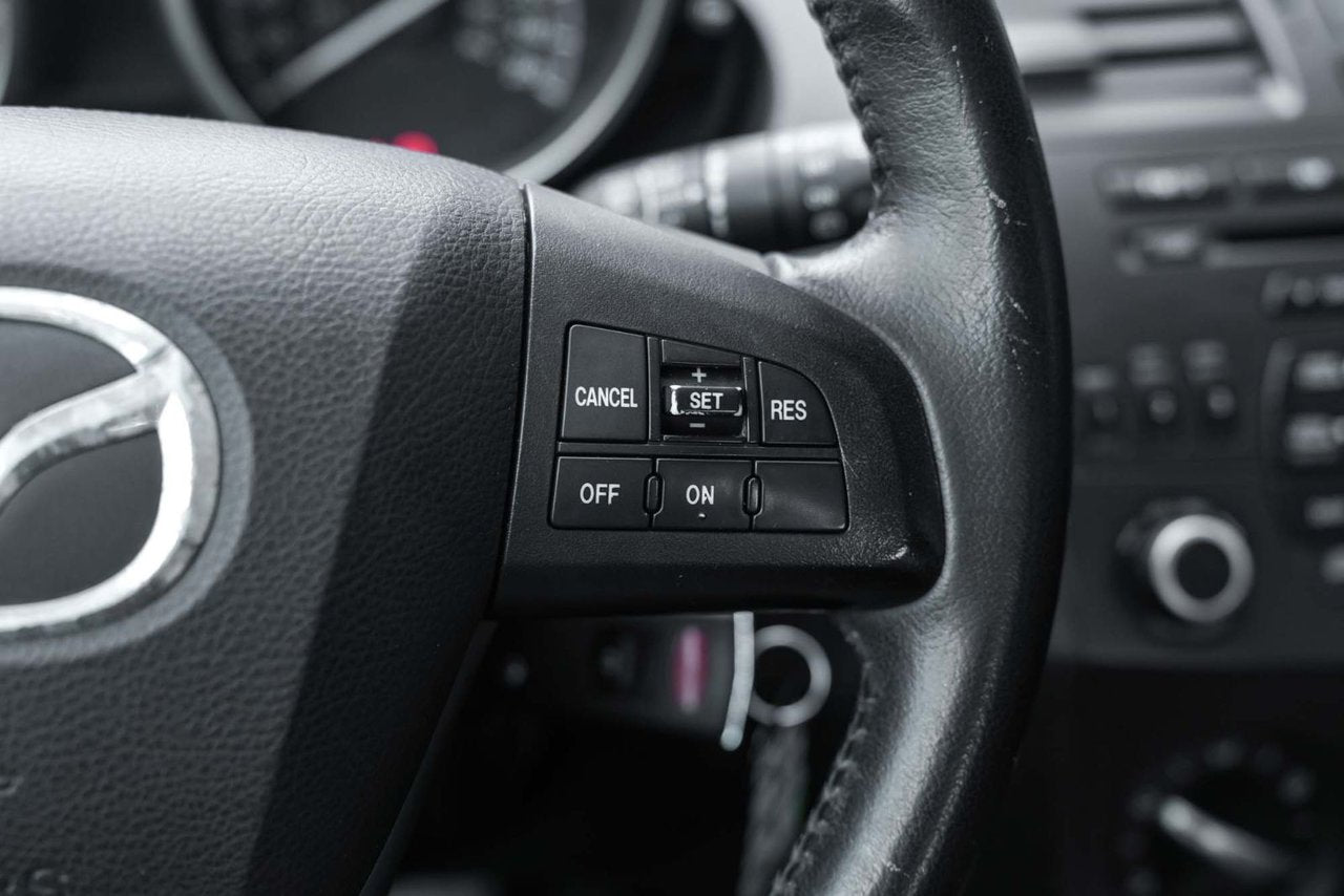 2012 Mazda Mazda3 GS-SKY