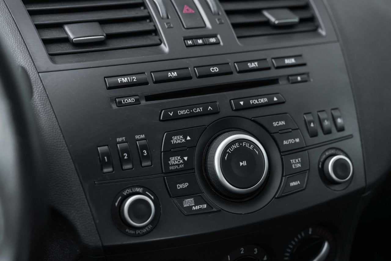 2012 Mazda Mazda3 GS-SKY