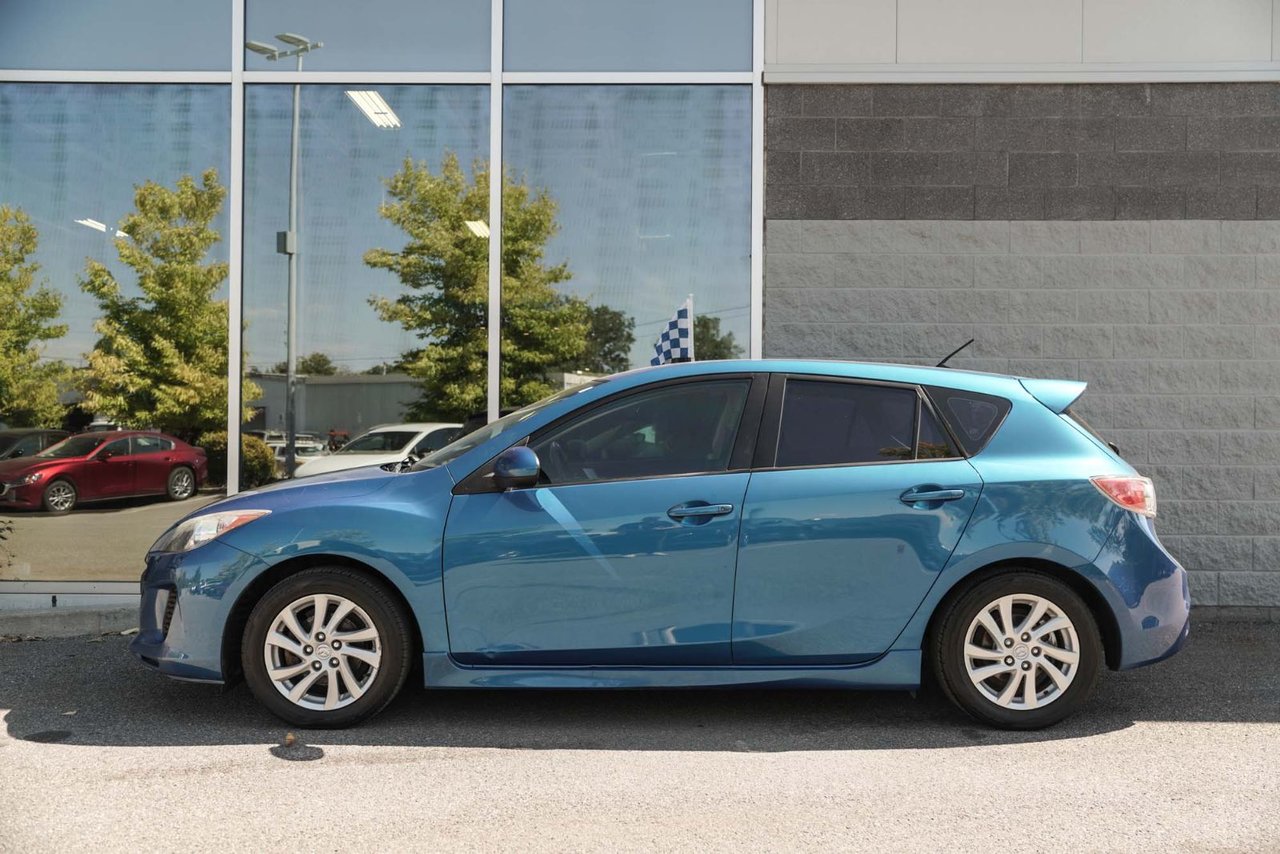 2012 Mazda Mazda3 GS-SKY