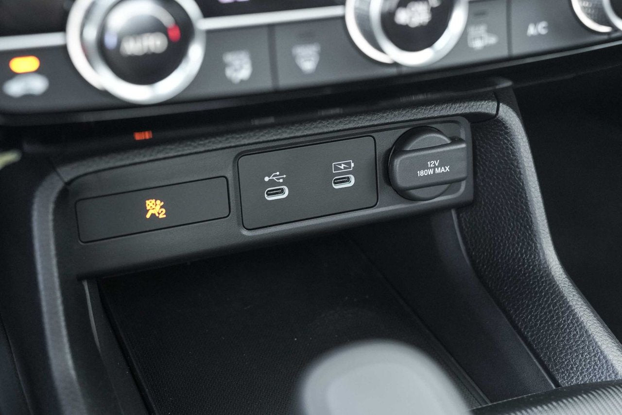 2026 Honda Civic SPORT; TOIT ANGLES MORT SIEGES CHUAFFANT MAGS