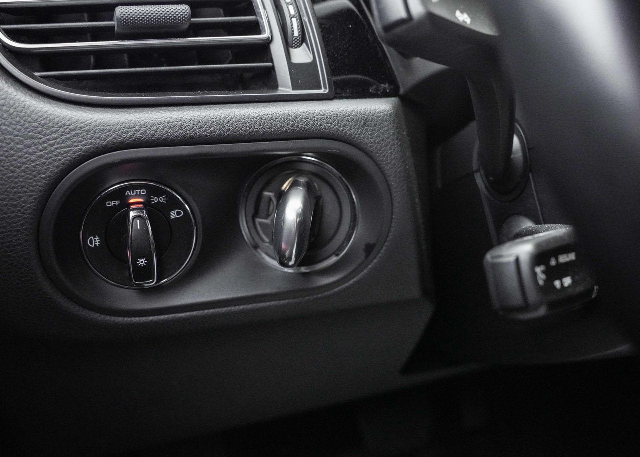 2019 Porsche Macan **S AWD**