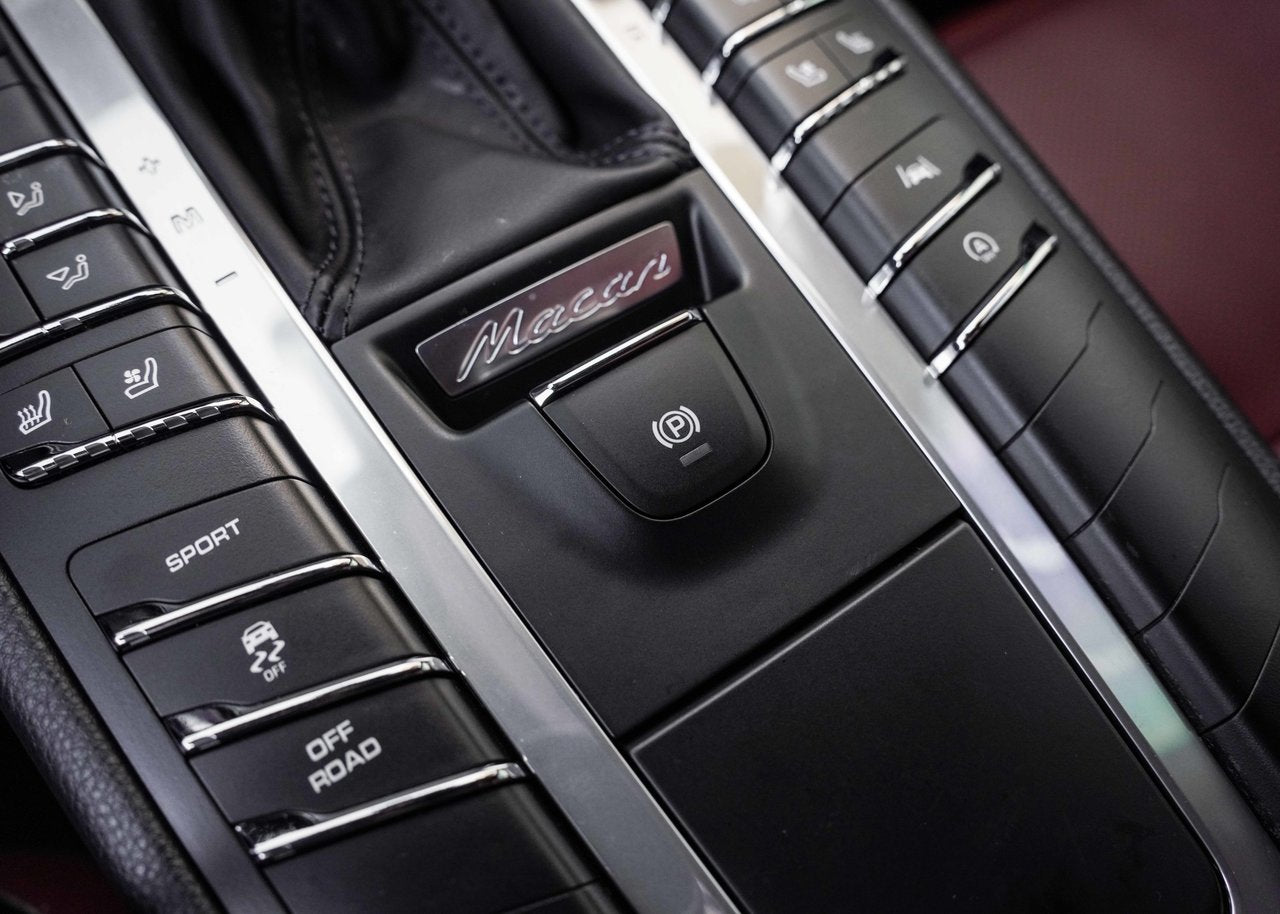 2019 Porsche Macan **S AWD**